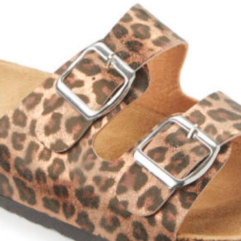 Leopard printed Sandals   - Picture 3 of 3